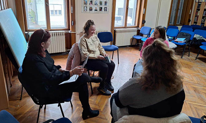 Irodalmi szakkör a könyvtárban